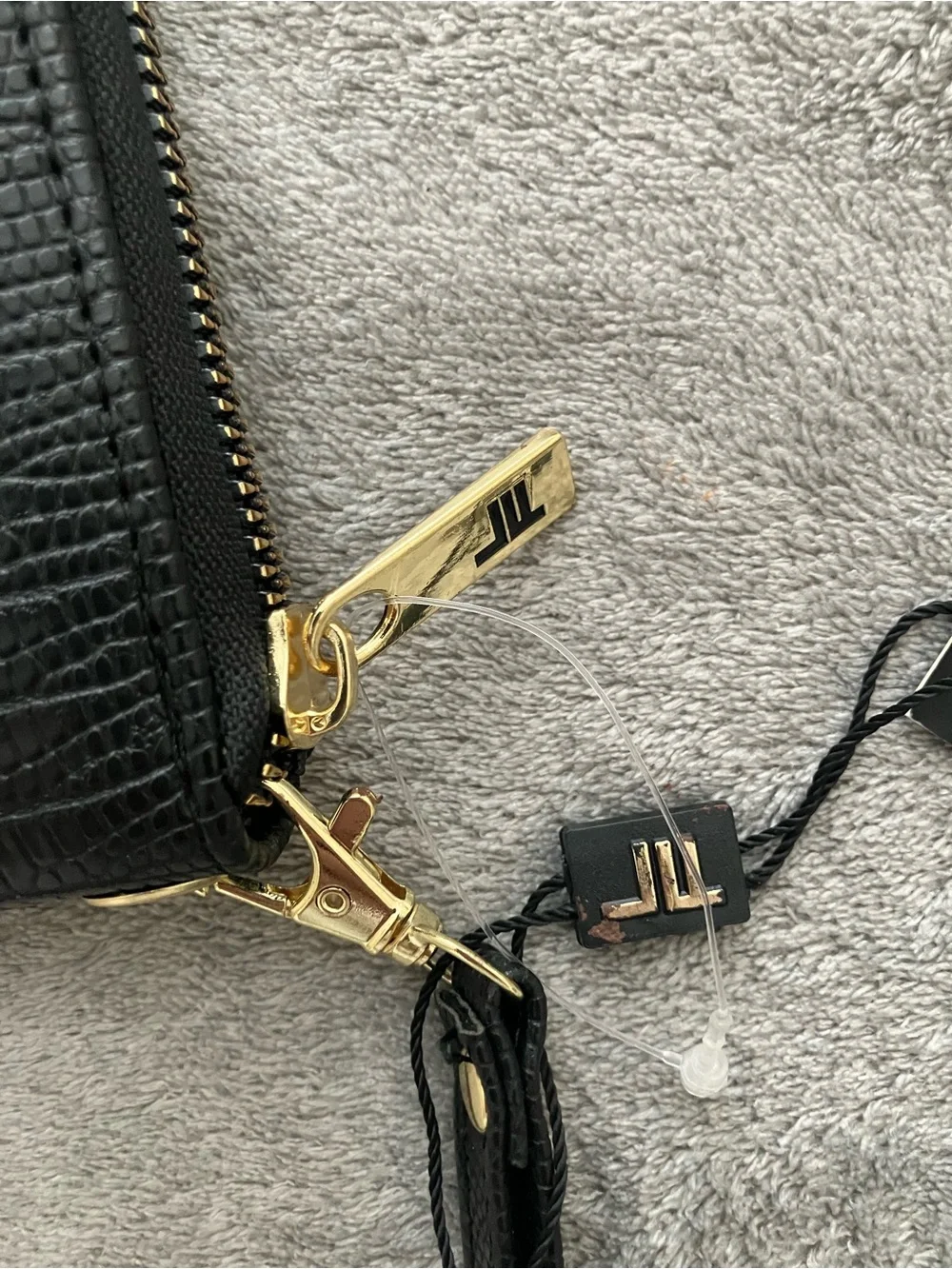 NWT London Fog Black Adalia Lizard Zip Around Wallet